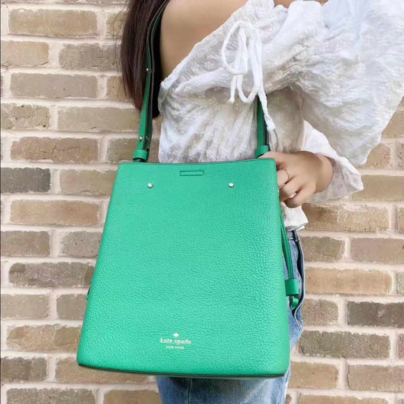 kate spade Handbags - NWT Kate Spade ♠️ Shoulder Bag